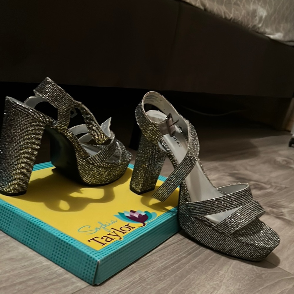 Sophia Taylor Heels